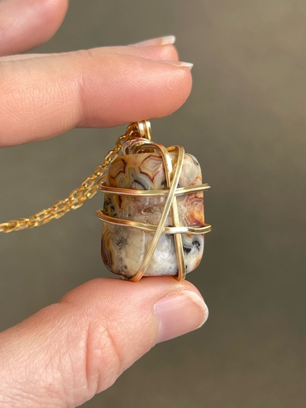 Crazy Lace Agate Wire Wrap Necklace Stainless Steel Gold Tone Chain Handmade